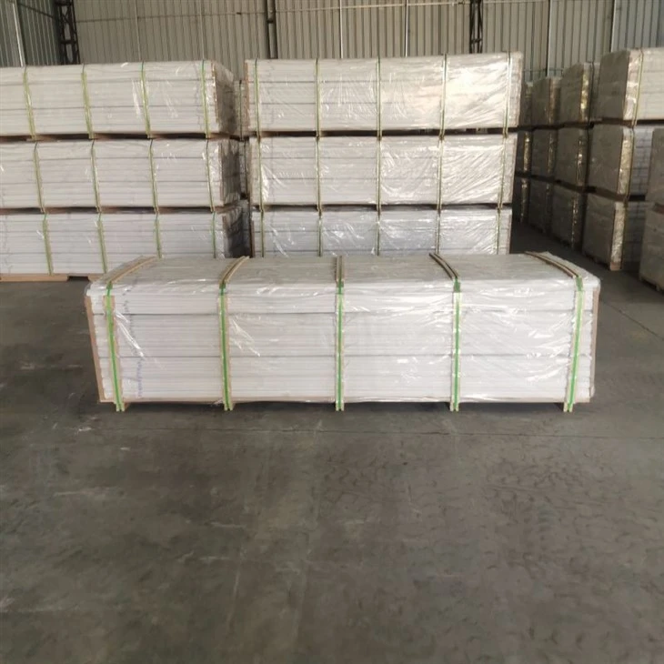 First Tier White Primed Wood Small Shoe Mouldings Or Quarter Round For Baseboard