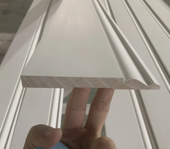 White Primed FJ Wooden Trim Mouldings Base Boards For The Floor